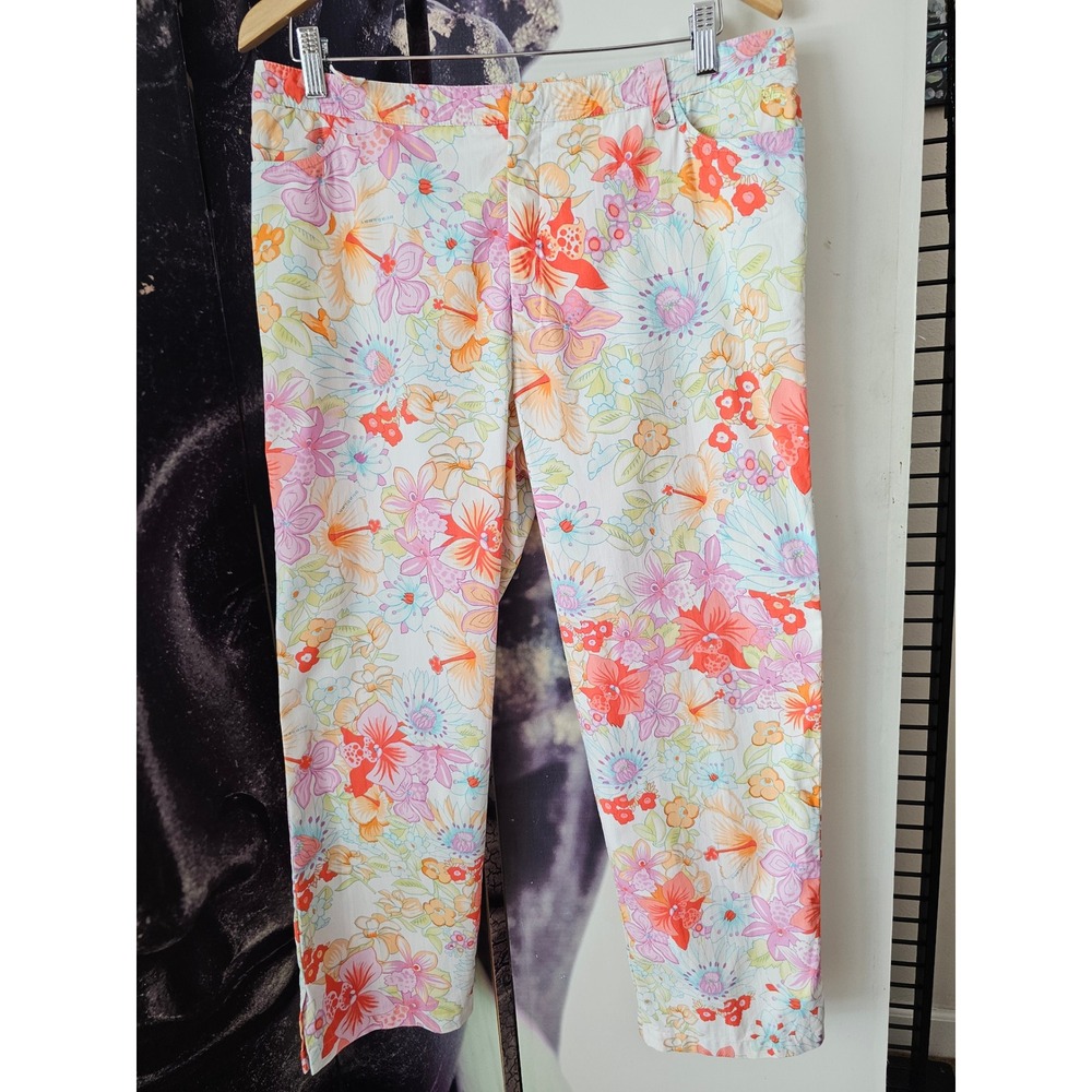 Burberry London Floral Tropical Print Straight Leg Trousers Multicolor Size 6?